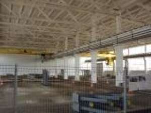 Inchiriez hala industriala