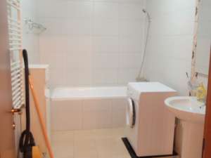 Proprietar vand 2 camere,  67 mp,  mobilat si utilat complet.