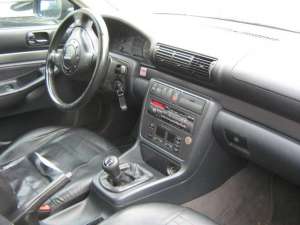 vand oglinzi audi a4 motor 1.8 benzina an 1996