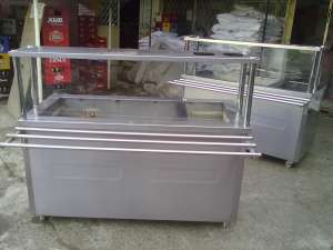 Vand vitrine calde