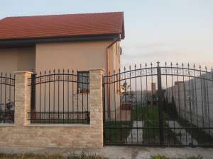 Vand casa noua intre Oradea si Sanmartin