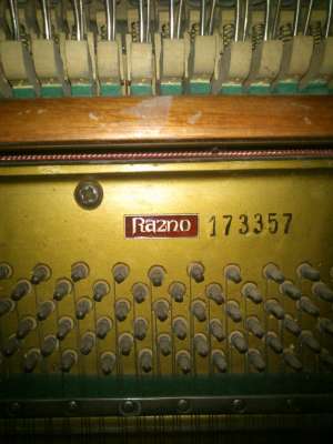 vand pianina NOCTURNO 1983