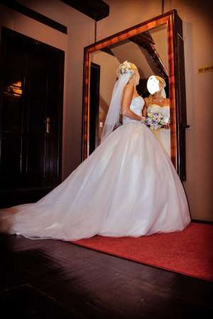 vand rochie mireasa CULOARE ALB SPOSA TOSCANA