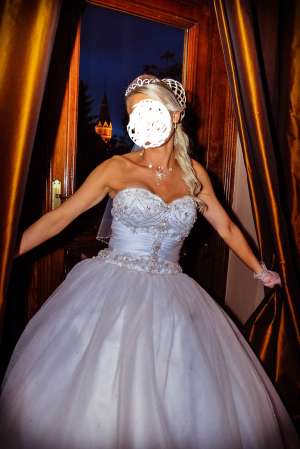 vand rochie mireasa CULOARE ALB SPOSA TOSCANA