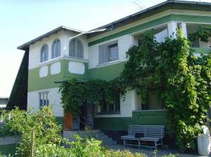 Casa cu 6 camere + teren