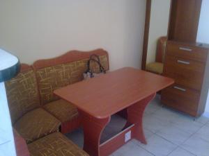 oferta inchiriere,   3 camere,    300 euro