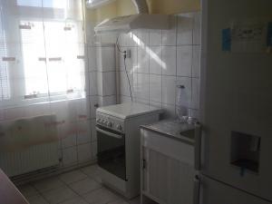oferta inchiriere,   3 camere,    300 euro