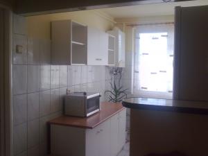 oferta inchiriere,   3 camere,    300 euro