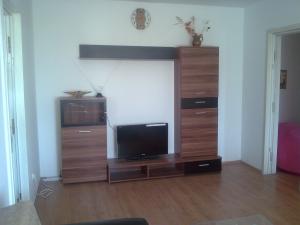oferta inchiriere,   3 camere,    300 euro