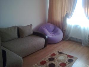 oferta inchiriere,   3 camere,    300 euro
