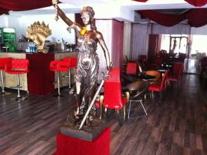 VAND MOBILA ELECTRONICE BAR