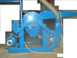 Moara noua de 1500 kg/h cu exhaustor ,  ciclon.