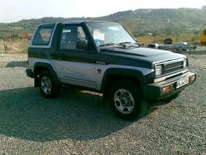 Vand Daihatsu feroza  1,   6