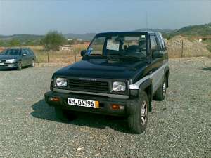 Vand Daihatsu feroza  1,   6