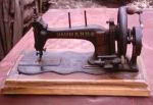 MASINI DE CUSUT MARCA SINGER SI MARCA NAUMANN SEIDEL& DRESDEN