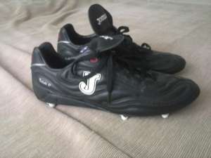 GHETE FOTBAL JOMA NOI