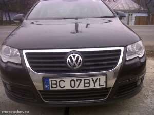 VW Passat 2.0 TDI 140 cp SportLine