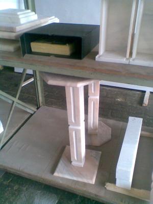 Marmura si granit.