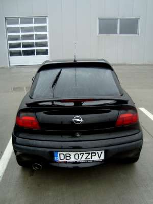 Se vinde Opel Tigra