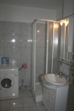 Dau in chirie apartament 2 camere decomandate