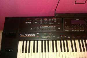 Vand orga Roland G 1000