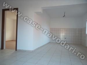 De vanzare casa Navodari 3 camere
