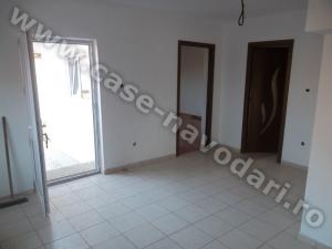 De vanzare casa Navodari 3 camere