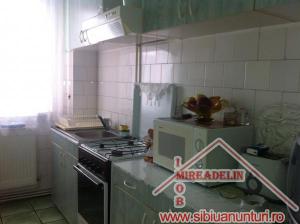 VINDEM APARTAMENT 2 CAMERE,   STRADA NEGOVEANU