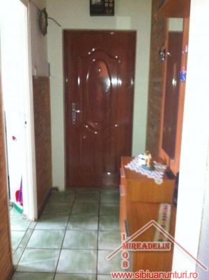 VINDEM APARTAMENT 2 CAMERE,   STRADA NEGOVEANU