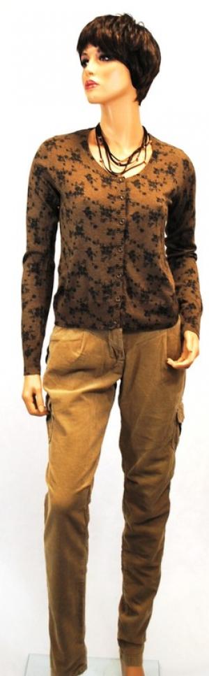 Stocuri de haine:Diesel,   Morgan,   Tom Tailor,   Mexx,   Massimo Dutti,   Naf-Naf,   Free For Huma