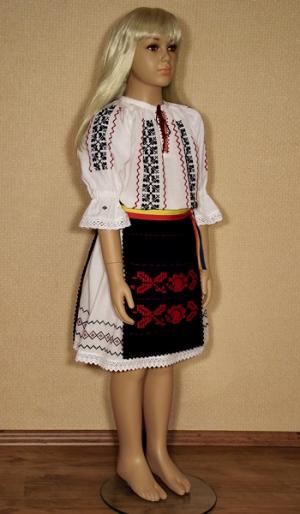 costum popular romanesc