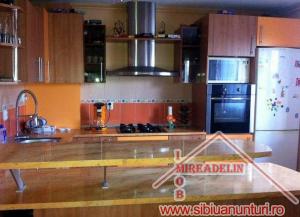 APARTAMENT LUX DE VANZARE,   3 CAMERE,   strada AVIATIEI