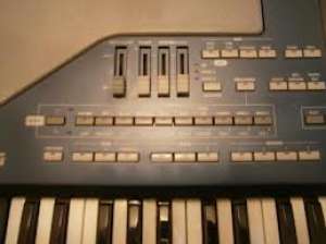 VAND CLAPA KORG PA800