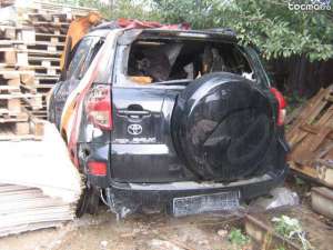 Vand acte Toyota Rav 4 an 2004 motor 2,  0 D4D pt recarosare