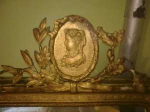 VAND OGLINDA VECHE PESTE 200ANI CRISTAL SUFLATA CU AUR