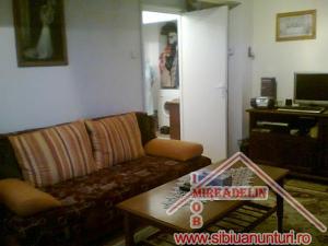 VINDEM APARTAMENT 2 CAMERE STR. CALEA DUMBRAVII