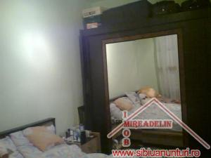 VINDEM APARTAMENT 2 CAMERE STR. CALEA DUMBRAVII