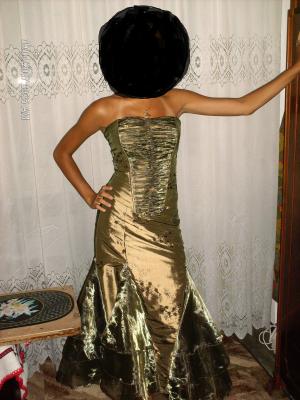 vand rochie ocazie