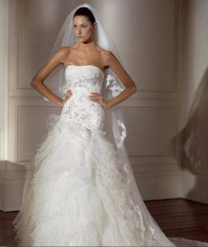Vand rochie Pronovias-model Deusto