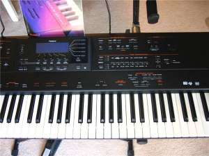 ROLAND G1000