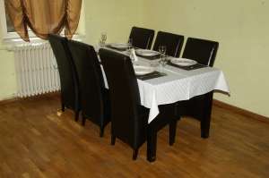 Mobilier lemn masiv