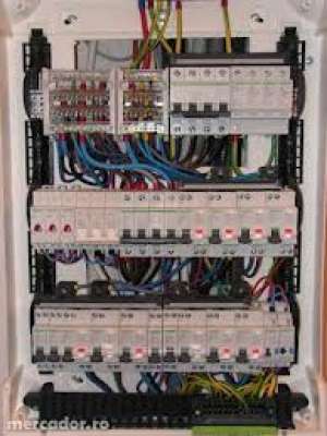 ELECTRICIAN AUTORIZAT