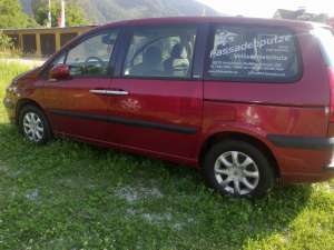dezmembrez peugeot 807