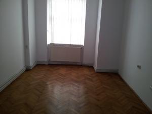 INCHIRIEM SPATIU BIROU,   130 MP,   STR. NICOLAE BALCESCU