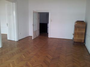 INCHIRIEM SPATIU BIROU,   130 MP,   STR. NICOLAE BALCESCU