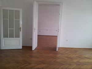 INCHIRIEM SPATIU BIROU,   130 MP,   STR. NICOLAE BALCESCU