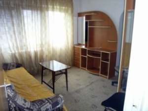 Ofer cu chirie camera in apartament
