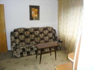 Ofer cu chirie camera in apartament