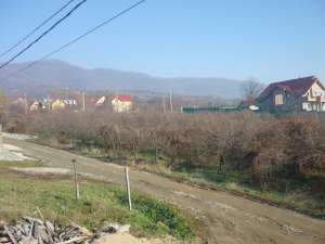 Vand parcela teren intravilan 1.3 ha,  cartier rezidential
