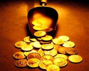 Colectionar Caut:Cumpar monede, bancnote, carti postale, decoratii